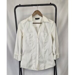Foxcroft Women's White Button-Up Shirt 8 Wrinkle-Free Classic Fit Quarter Sleeve